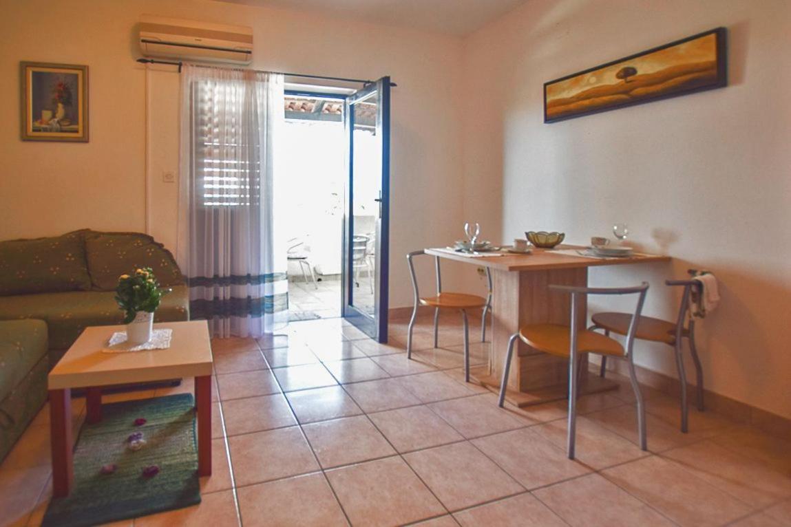 Apartments Derado 苏佩塔尔 外观 照片